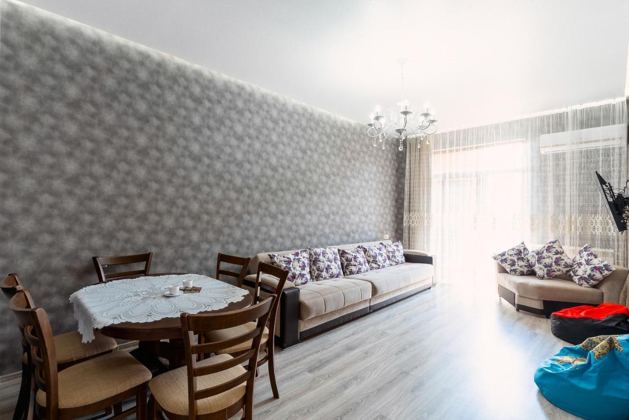 Nice Batumi Apartment Eksteriør billede